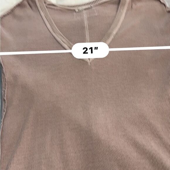 Free People/ We the Free washed out mauve long sleeve ribbed & waffle V-neck MED - Picture 9 of 15